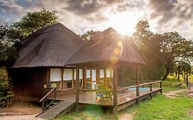 Karongwe River Safari Lodge
